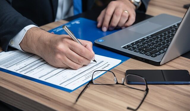 Choosing the Right Attorney: Your Ultimate Guide to Making the Best Decision